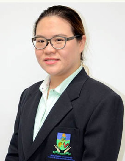 ผู้ช่วยศาสตราจารย์ แพทย์หญิงกุสุมา ชินอรุณชัย
