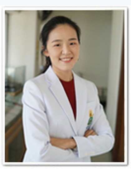 รองศาสตราจารย์ แพทย์หญิงธัชวรรณ จิระติวานนท์